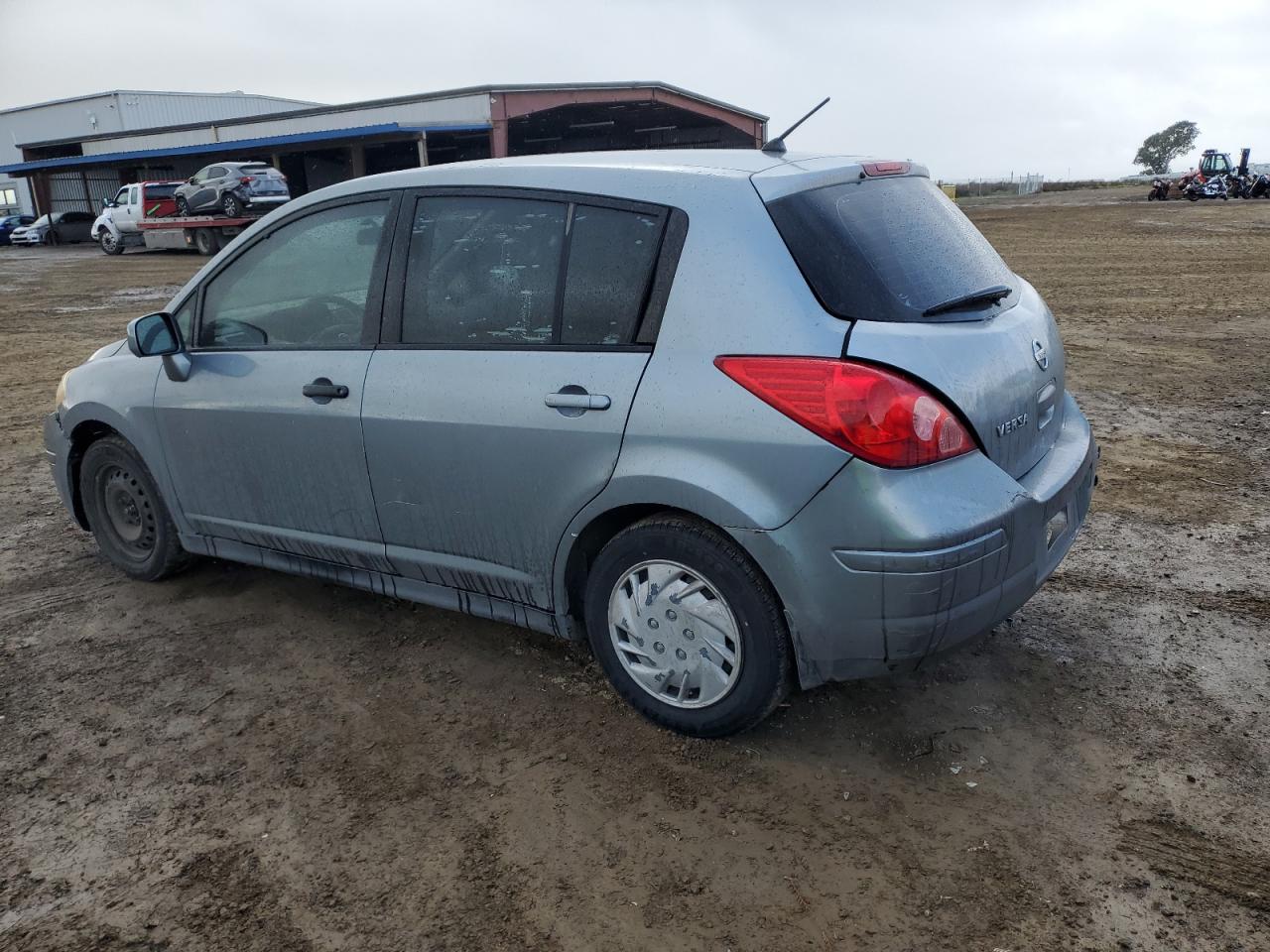 2009 Nissan Versa VIN 3N1BC13E69L381515 Copart auction photo, rear end / side damage thumbnail 2