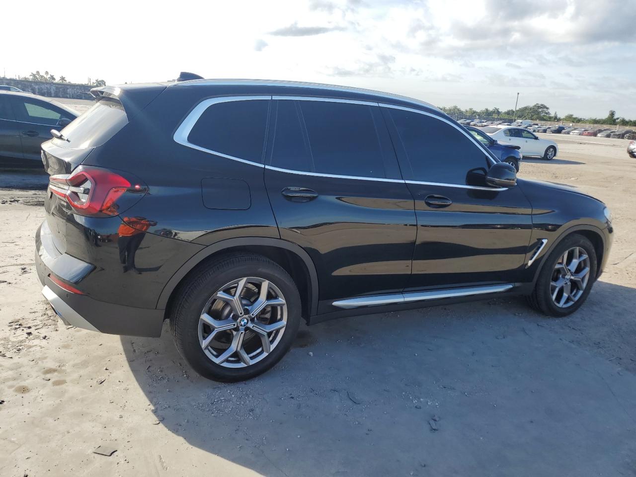 2023 BMW X3 VIN 5UX43DP0XP9N51871 Copart auction photo, front end damage thumbnail 3
