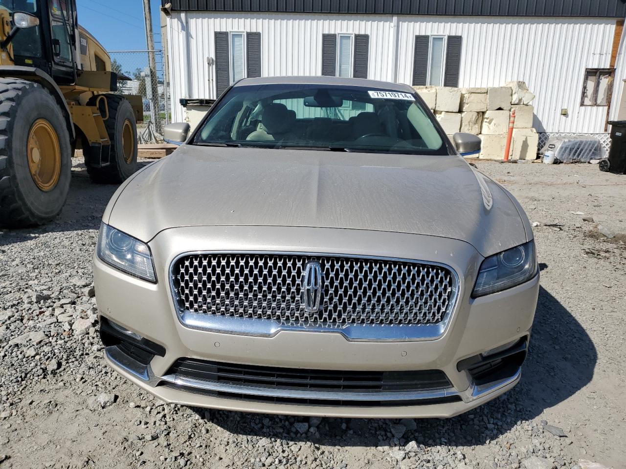 2017 Lincoln Continental VIN 1LN6L9SK9H5608226 Copart auction photo, rear end / minor dent/scratches damage thumbnail 5