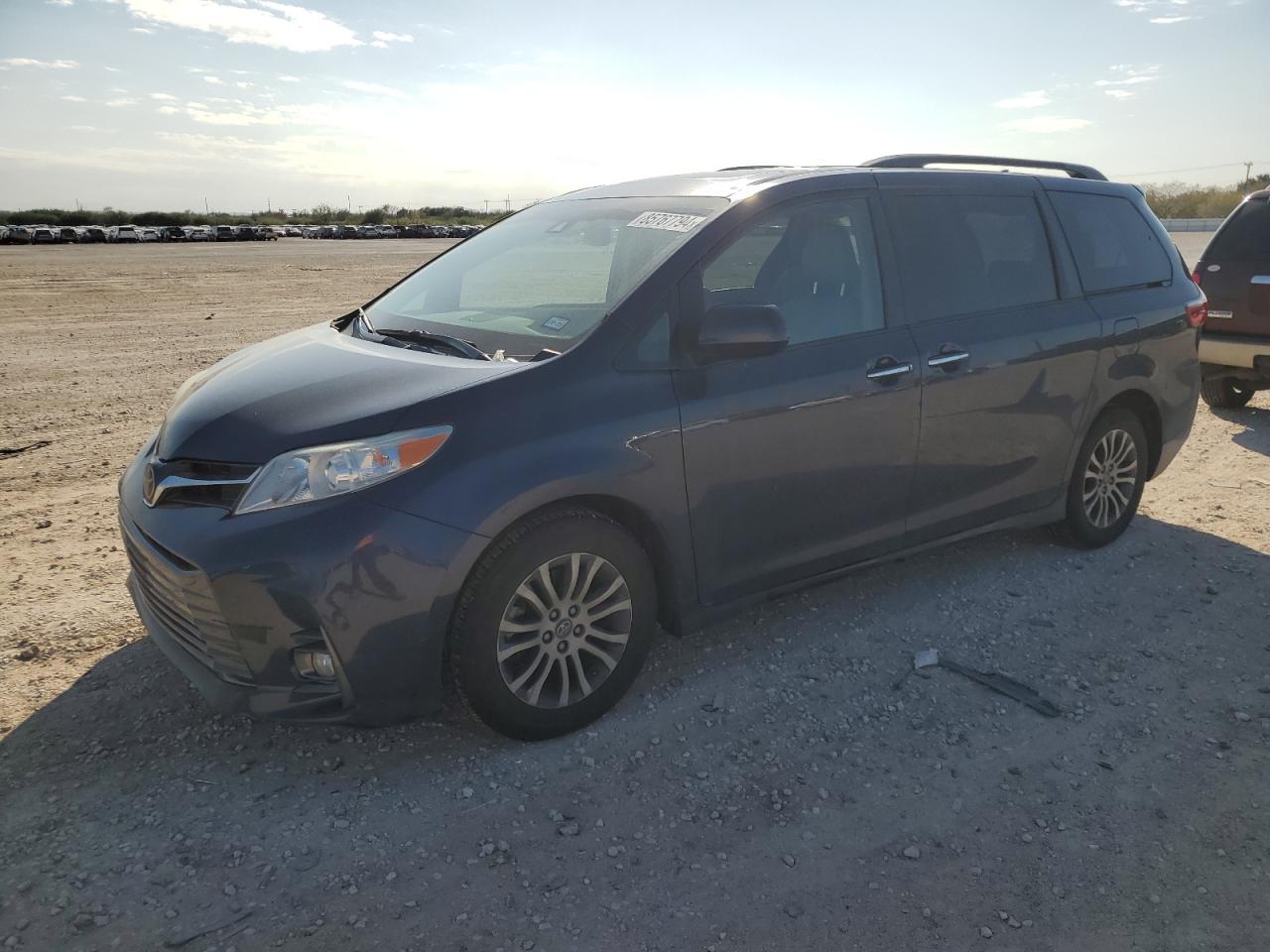 2019 Toyota Sienna VIN 5TDYZ3DC5KS016970