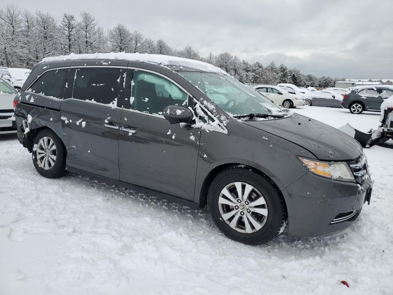2016 Honda Odyssey VIN 5FNRL5H38GB043992 Copart auction photo, rear end / side damage thumbnail 4