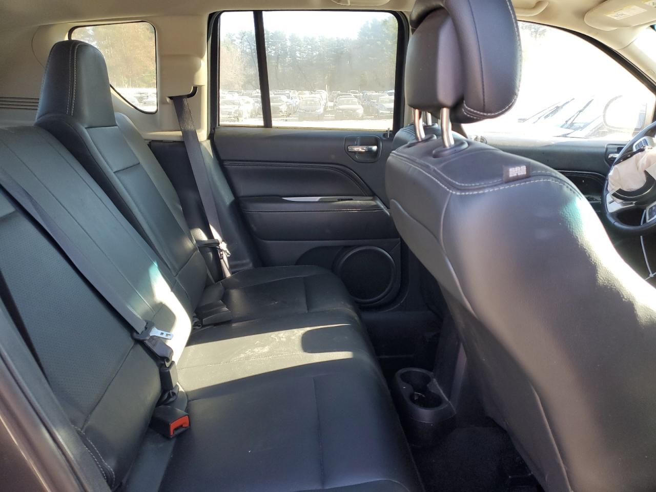 2016 Jeep Compass VIN 1C4NJDEB3GD802579 Copart auction photo, front end / mechanical damage thumbnail 11