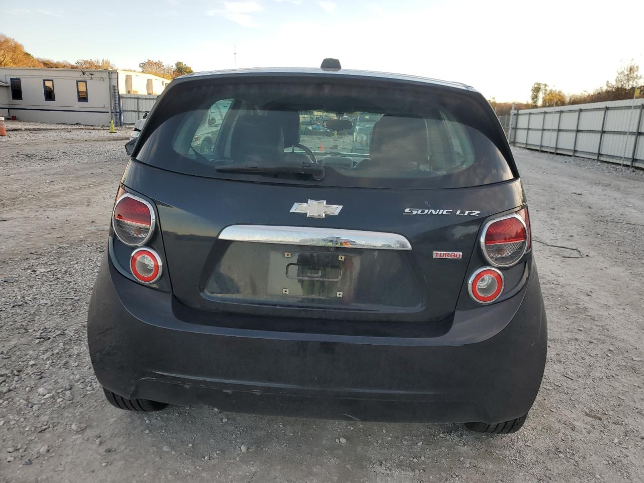 2015 Chevrolet Sonic VIN 1G1JE6SB1F4122593 Copart auction photo, front end / side damage thumbnail 6
