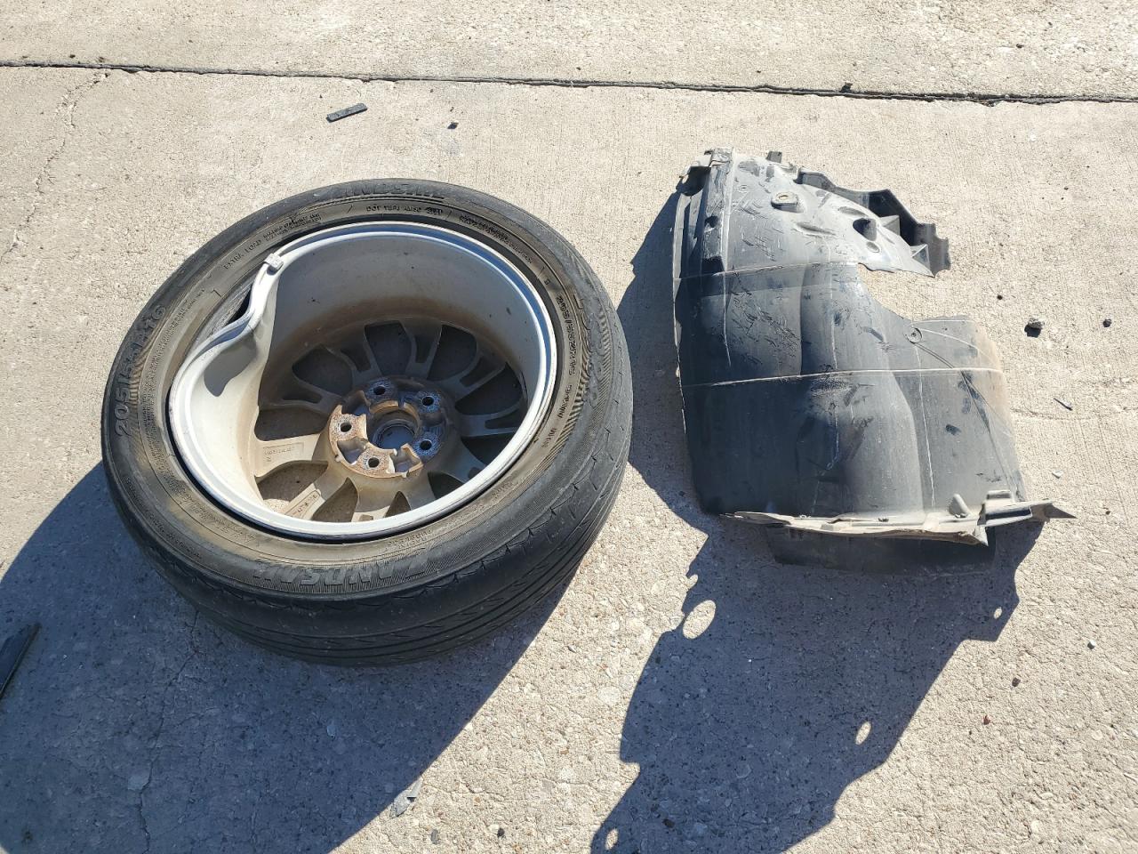 2019 Nissan Sentra VIN 3N1AB7AP9KY211180 Copart auction photo, front end / minor dent/scratches damage thumbnail 12