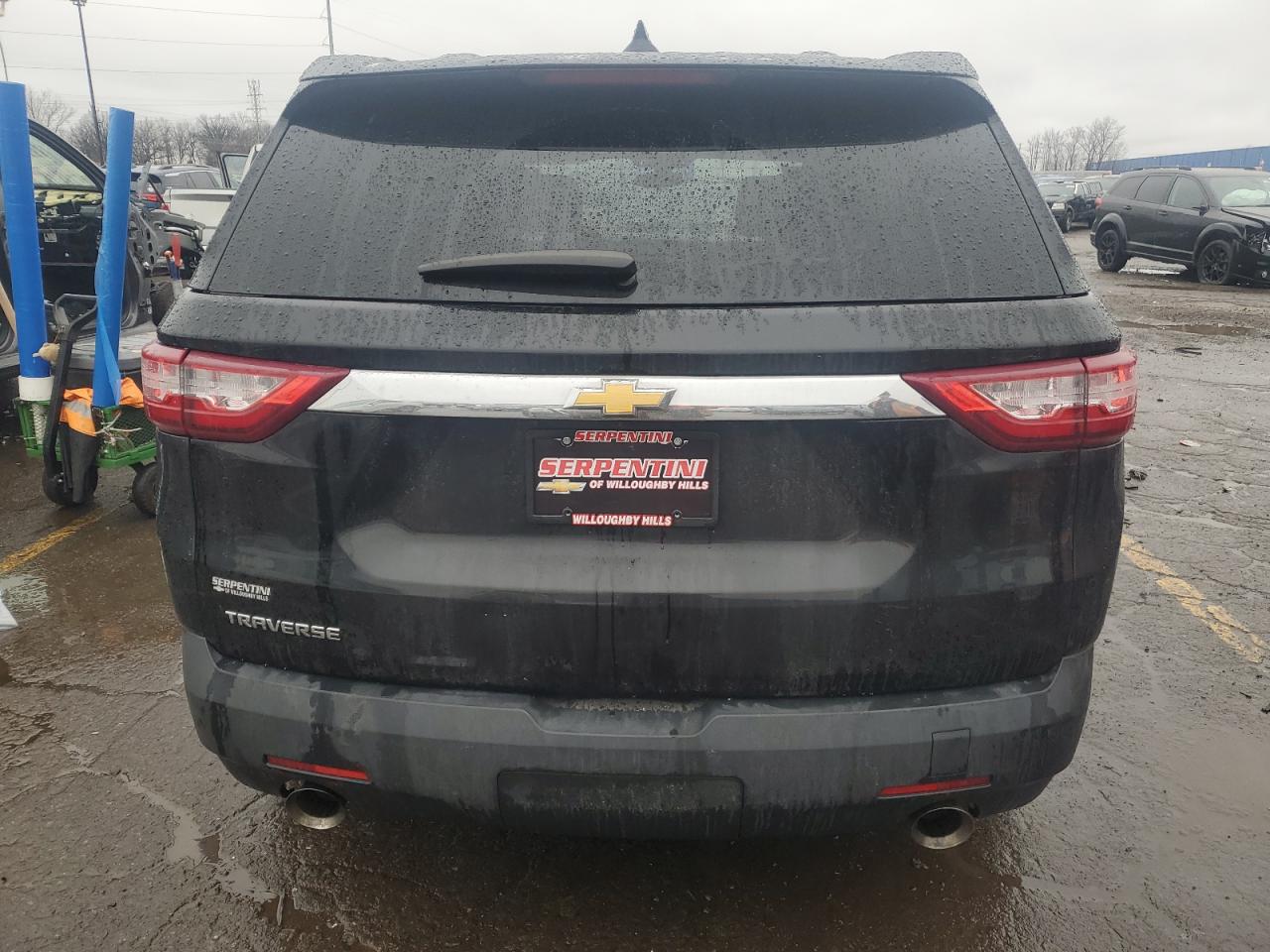 2018 Chevrolet Traverse VIN 1GNERFKW9JJ159585 Copart auction photo, side / all over damage thumbnail 6