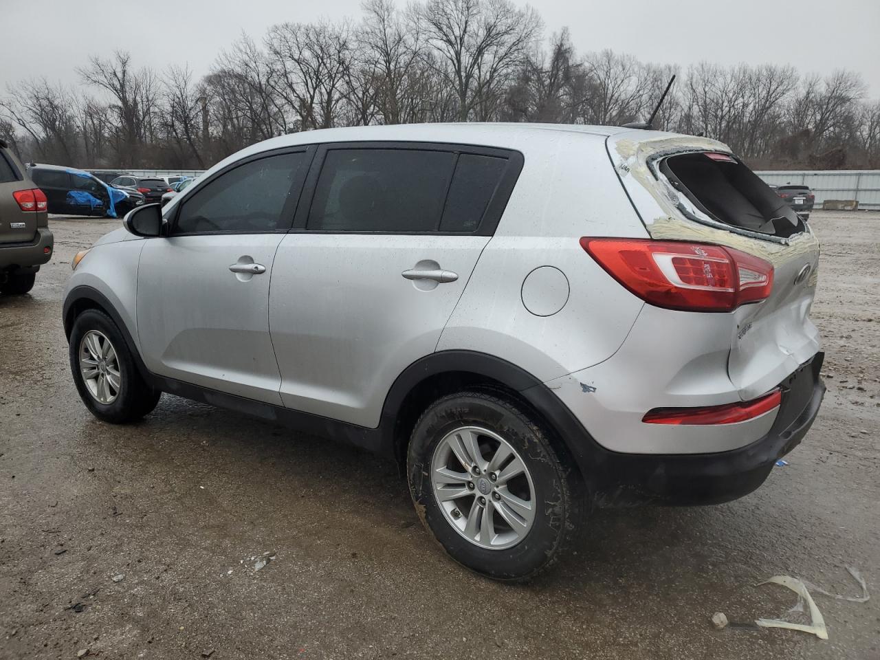 2011 KIA Sportage VIN KNDPB3A28B7021473 Copart auction photo, rear end / front end damage thumbnail 2