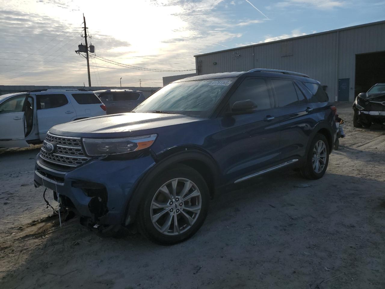 2021 Ford Explorer VIN 1FMSK7FH4MGC14295