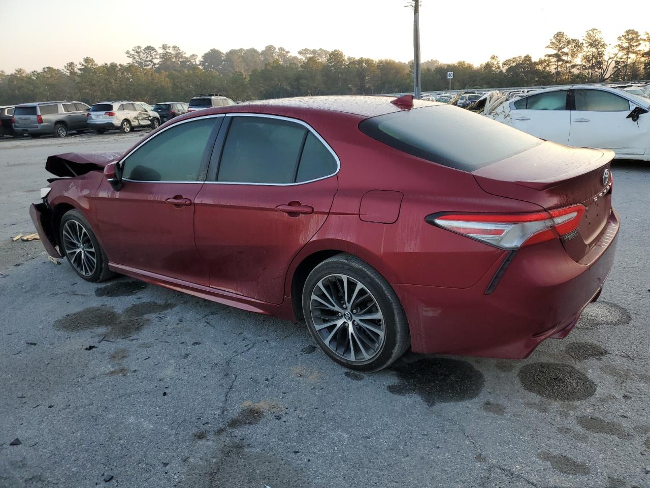 2018 Toyota Camry VIN 4T1B11HK4JU536845 Copart auction photo, front end damage thumbnail 2