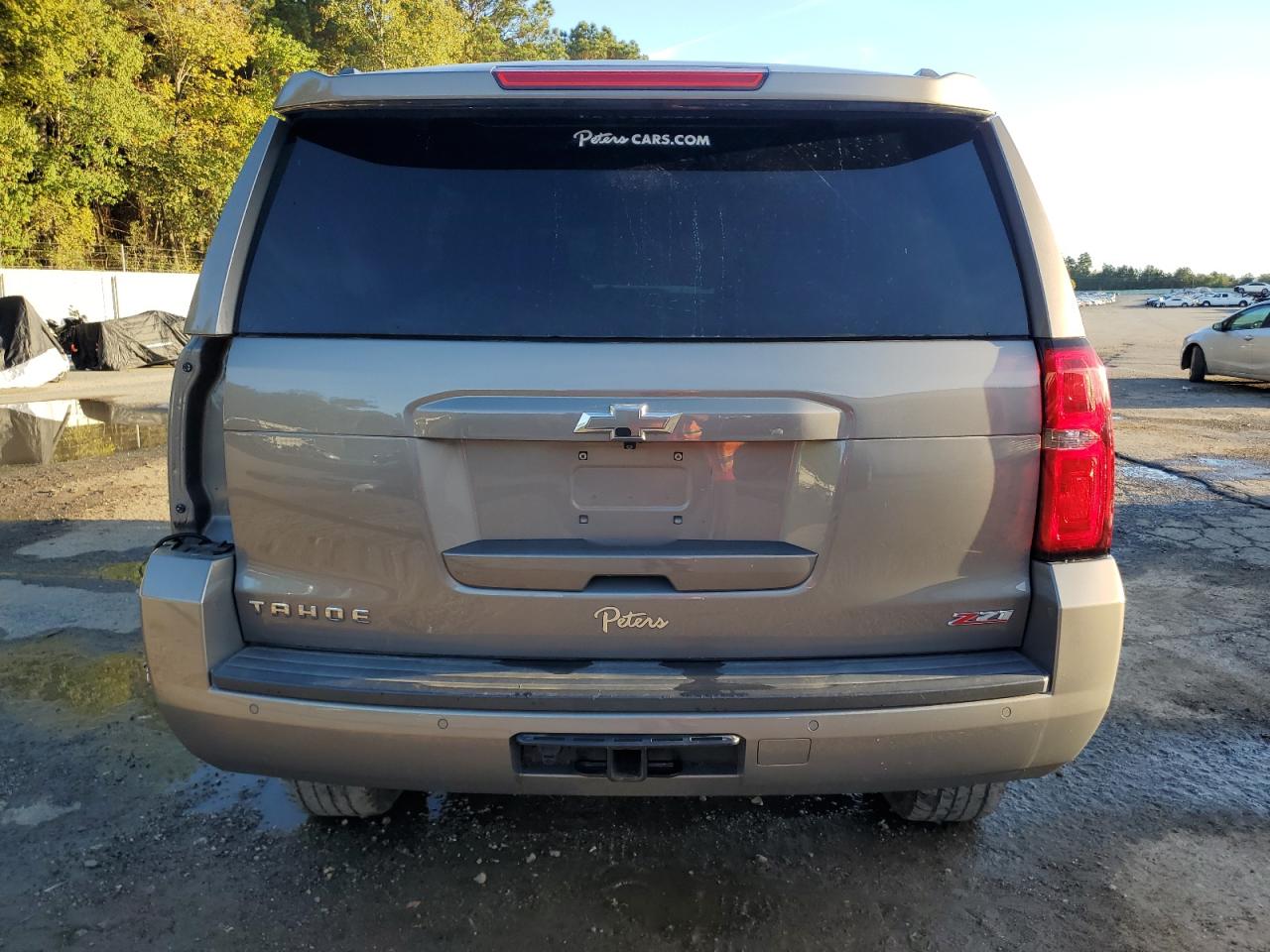 2018 Chevrolet Tahoe VIN 1GNSKBKC1JR172662 Copart auction photo, side / minor dent/scratches damage thumbnail 6
