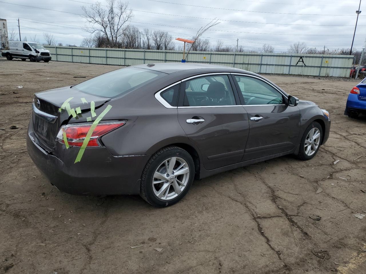 2015 Nissan Altima VIN 1N4AL3AP3FN353746 Copart auction photo, rear end damage thumbnail 3