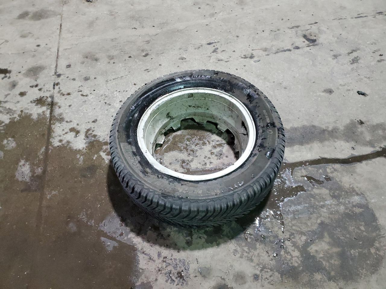 2020 Chevrolet Equinox VIN 3GNAXKEV9LS506964 Copart auction photo, all over / mechanical damage thumbnail 13
