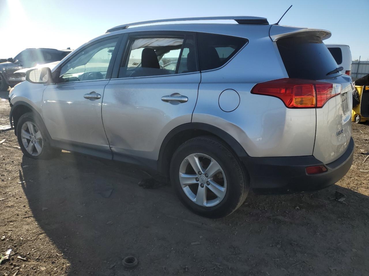 2014 Toyota RAV 4 VIN 2T3RFREV0EW174751 Copart auction photo, front end / side damage thumbnail 2