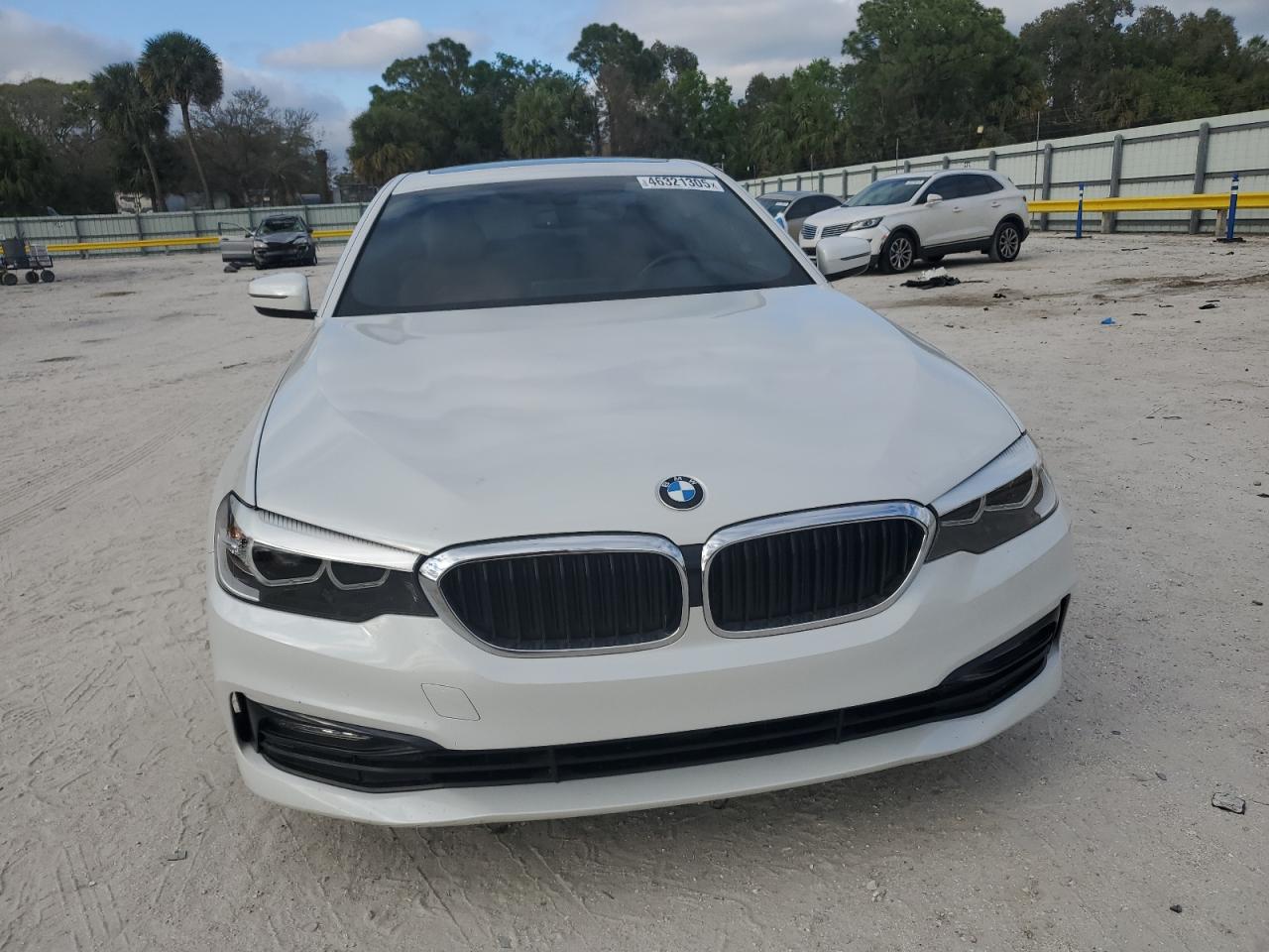 2018 BMW 5er VIN WBAJA5C50JWA57304 Copart auction photo, undercarriage damage thumbnail 5