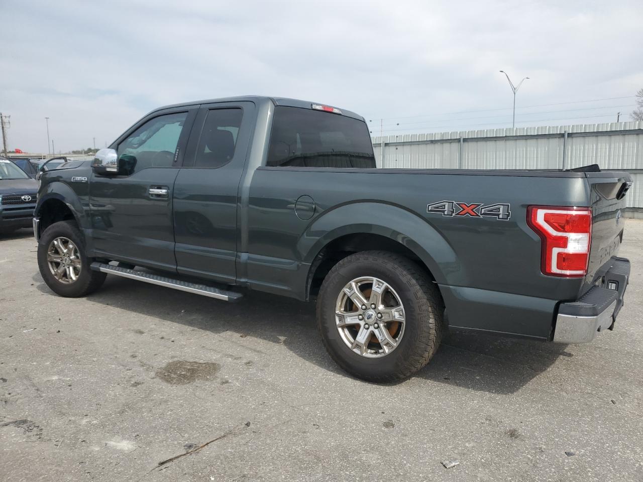 2018 Ford F-150 VIN 1FTFX1E55JKD12000 Copart auction photo, rear end / front end damage thumbnail 2