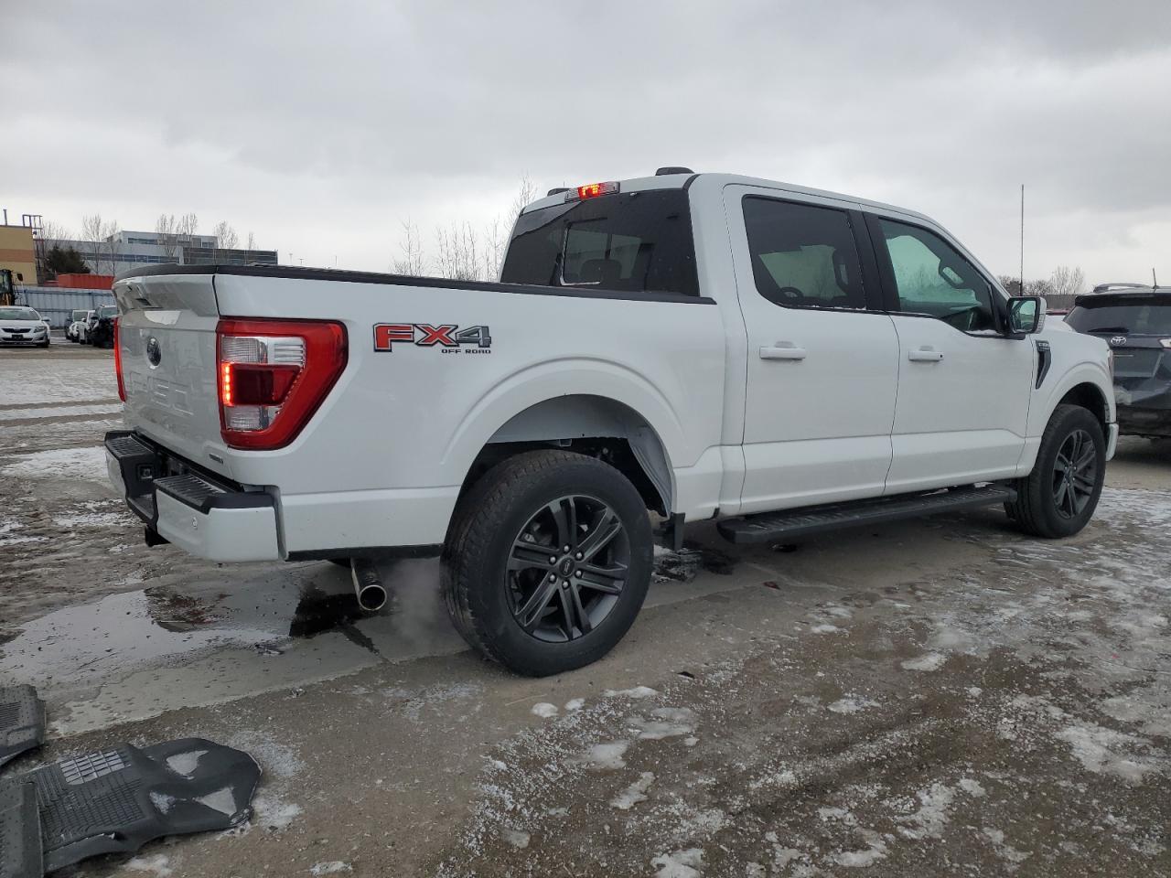 2022 Ford F-150 VIN 1FTEW1EP4NFA32647 Copart auction photo, vandalism / side damage thumbnail 3