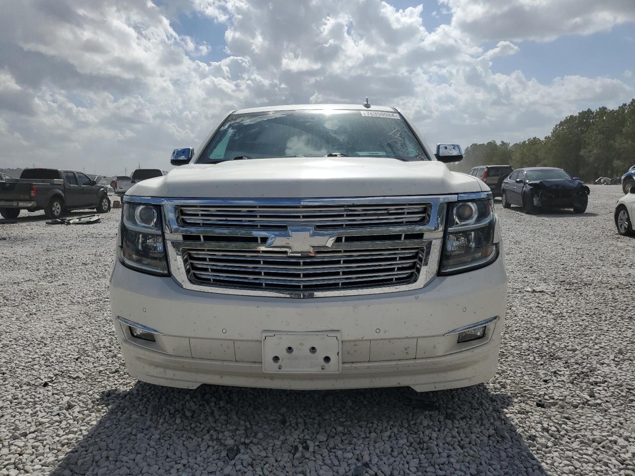 2015 Chevrolet Suburban VIN 1GNSKKKC6FR681623 Copart auction photo, hail / mechanical damage thumbnail 5