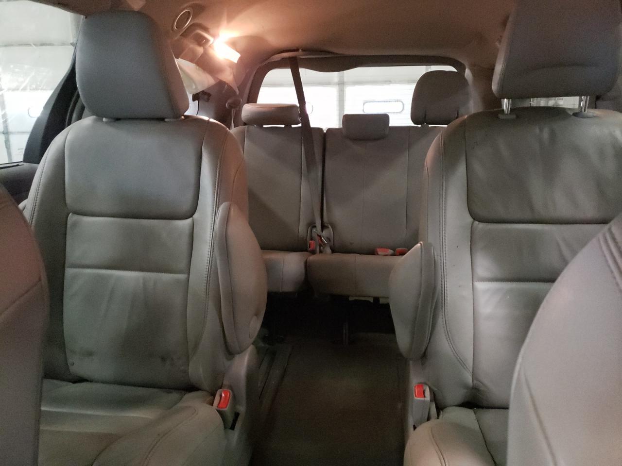 2015 Toyota Sienna VIN 5TDDK3DC2FS103962 Copart auction photo, front end damage thumbnail 10