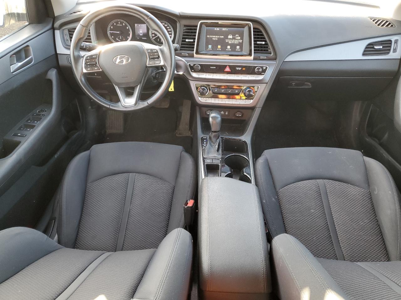 2018 Hyundai Sonata VIN 5NPE24AF5JH672053 Copart auction photo, hail / rear end damage thumbnail 8