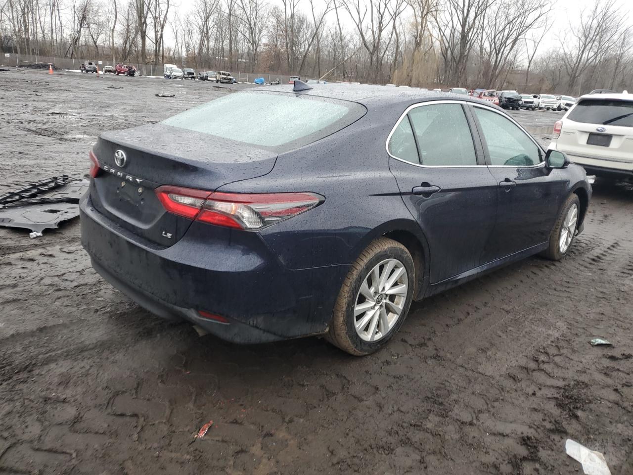2021 Toyota Camry VIN 4T1C11AK0MU444408 Copart auction photo, front end damage thumbnail 3