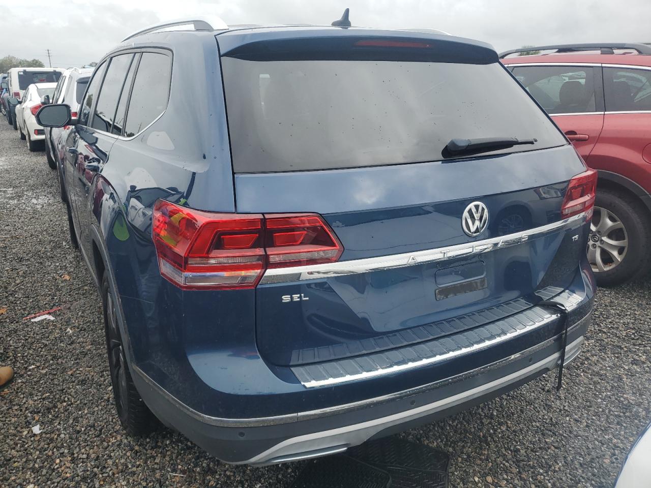 2018 Volkswagen Atlas VIN 1V2EP2CA3JC597824 Copart auction photo, water/flood damage thumbnail 6