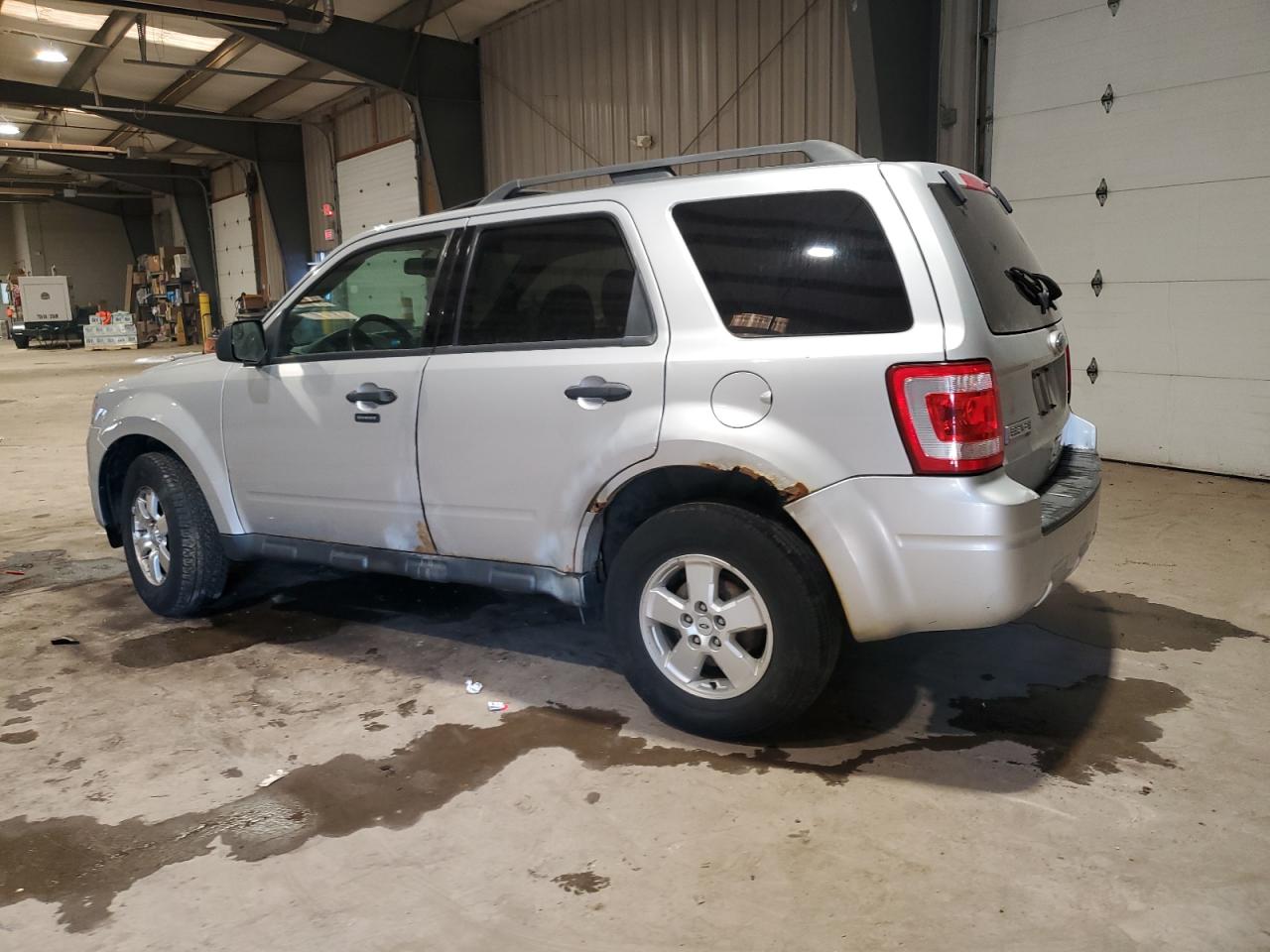 2010 Ford Escape VIN 1FMCU0D79AKA80652 Copart auction photo, minor dent/scratches damage thumbnail 2
