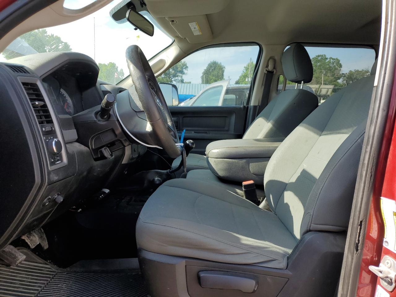 2015 RAM 2500 VIN 3C6UR5CL4FG505609 Copart auction photo, all over damage thumbnail 7