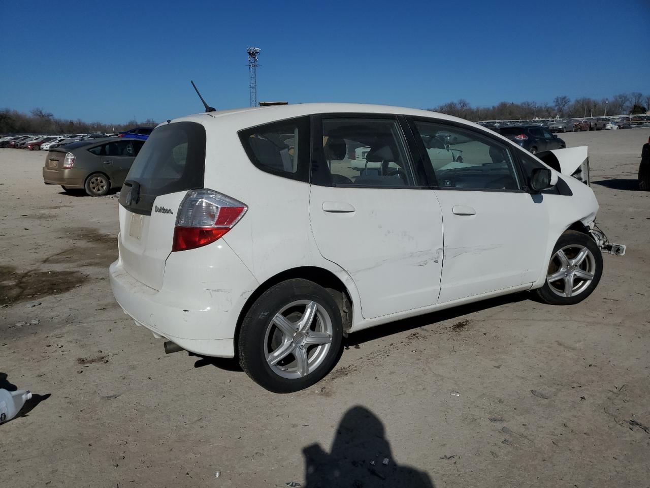 2013 Honda Fit VIN JHMGE8H3XDC081248 Copart auction photo, front end / minor dent/scratches damage thumbnail 3