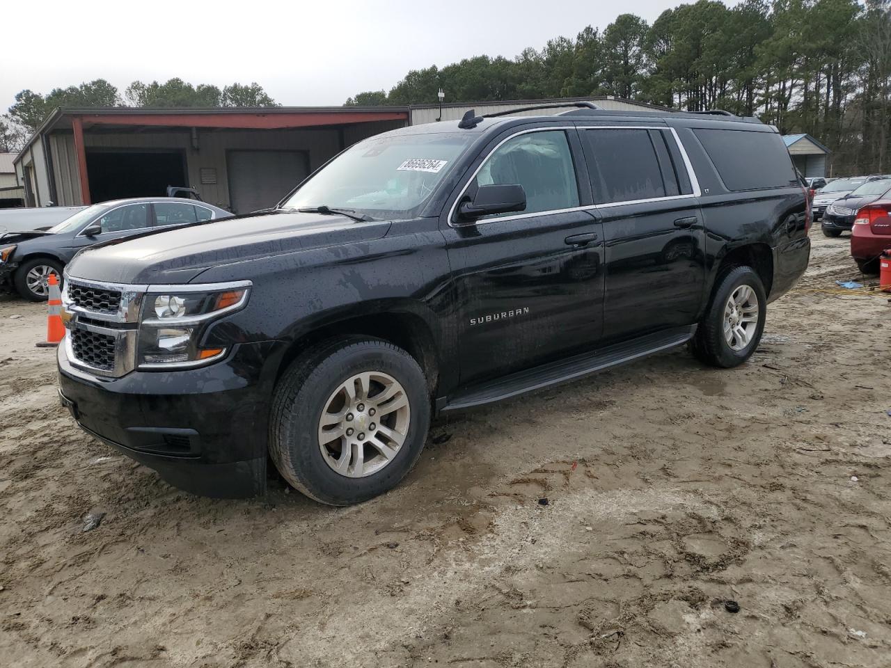 2016 Chevrolet Suburban VIN 1GNSKHKC5GR170361