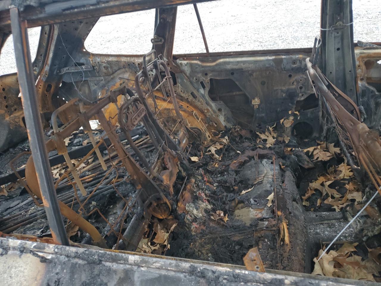 2010 Subaru Outback VIN 4S4BRBAC7A3363622 Copart auction photo, burn / replaced vin damage thumbnail 11