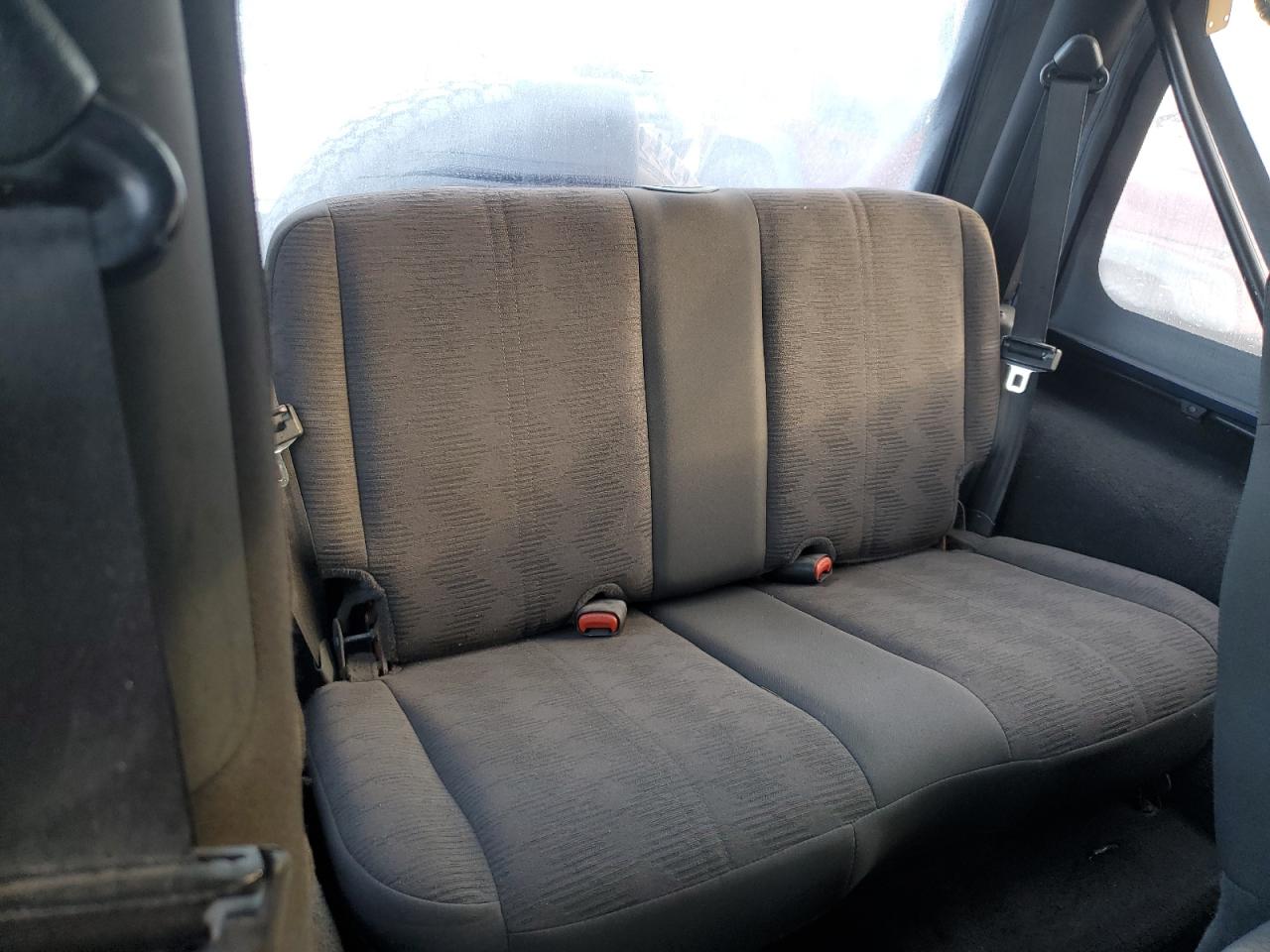 2004 Jeep Wrangler VIN 1J4FA39S14P775346 Copart auction photo, water/flood damage thumbnail 10