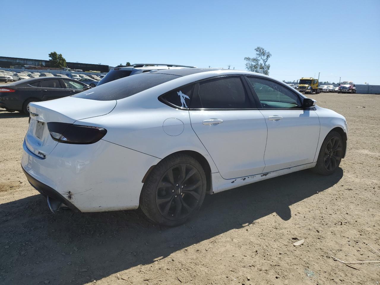 2015 Chrysler 200 VIN 1C3CCCBG0FN718258 Copart auction photo, front end / rear end damage thumbnail 3