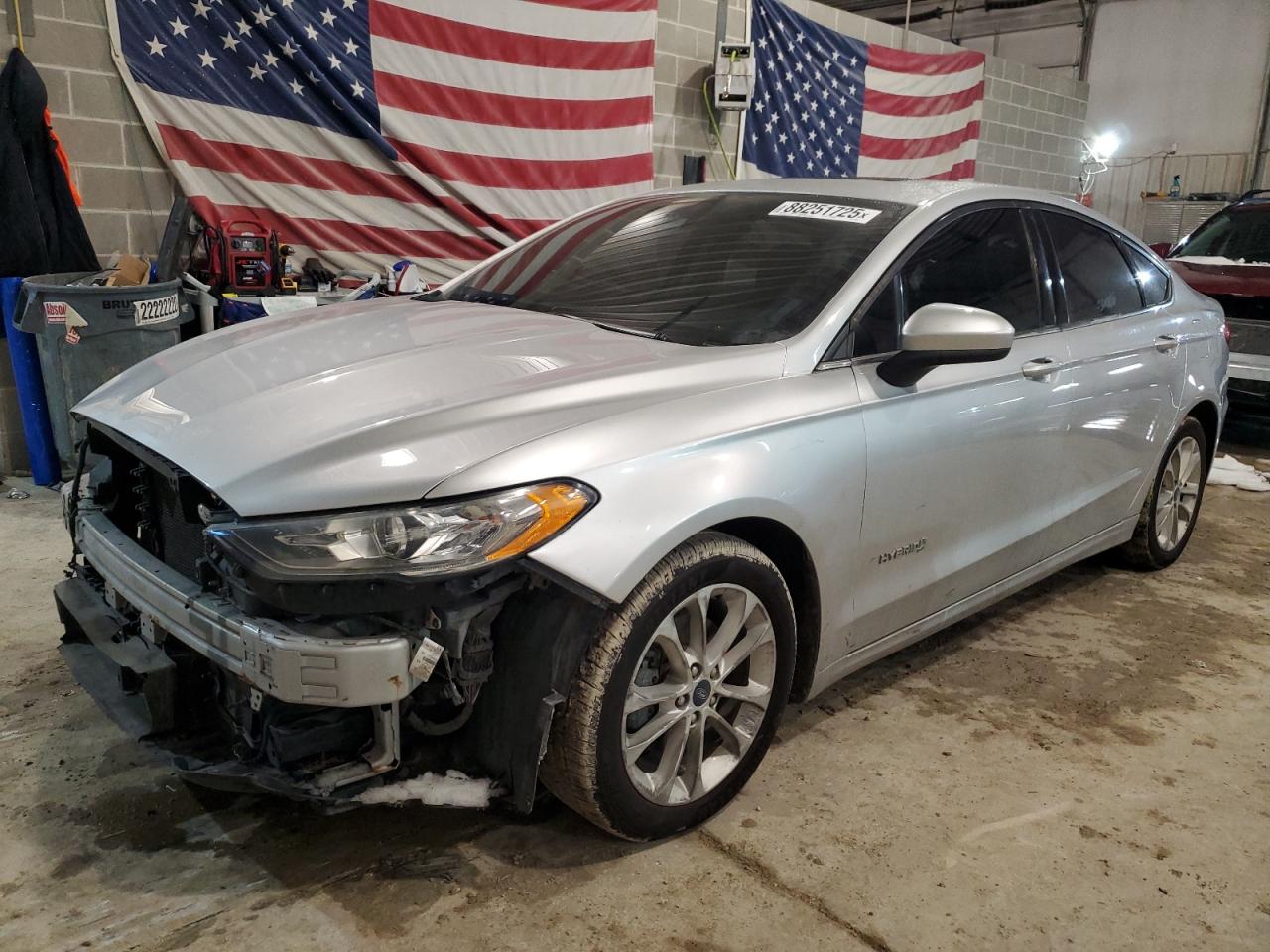 2019 Ford Fusion VIN 3FA6P0LU5KR106859