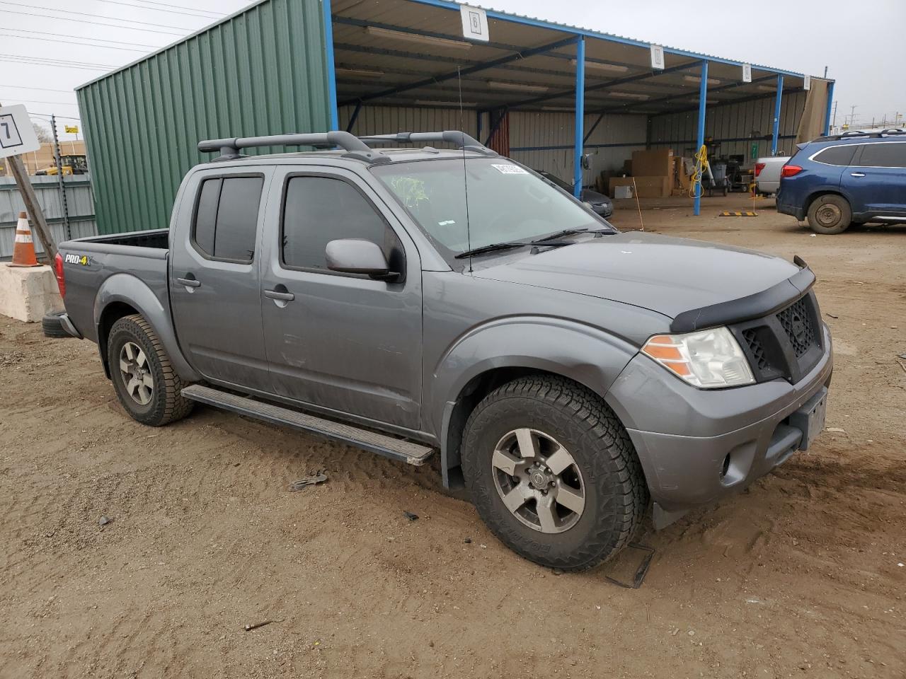 2016 Nissan Navara (Frontier) VIN 1N6AD0EV4GN731831 Copart auction photo, front end / side damage thumbnail 4