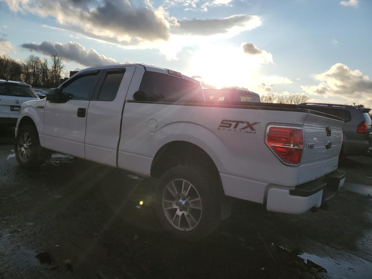 2014 Ford F-150 VIN 1FTFX1EF0EFB91951 Copart auction photo, front end damage thumbnail 2