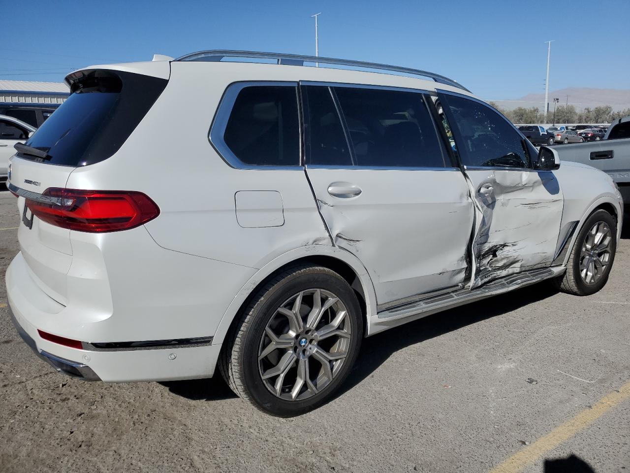 2020 BMW X7 VIN 5UXCW2C06L9A01738 Copart auction photo, side damage thumbnail 3