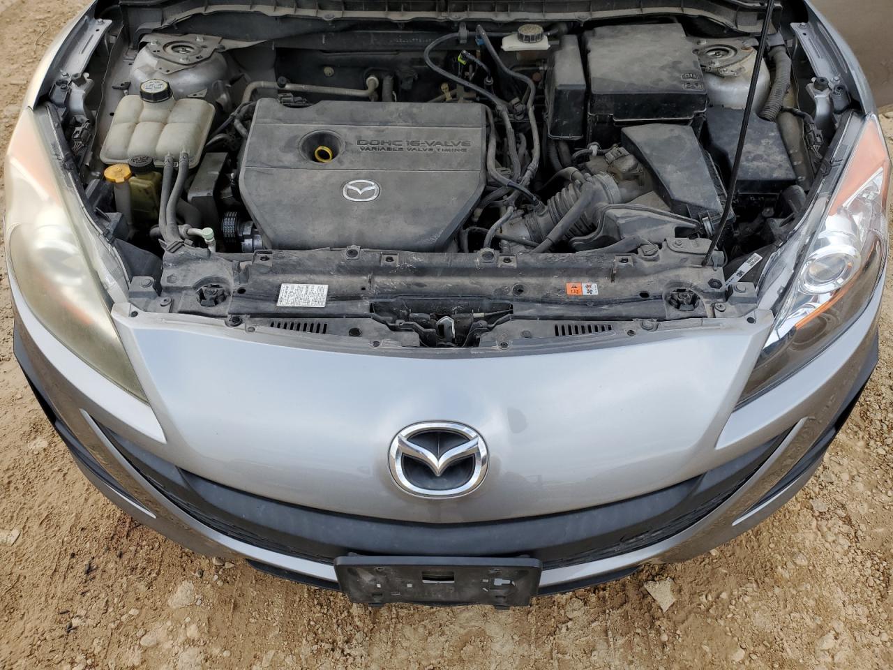 2011 Mazda 3 VIN JM1BL1UF7B1451606 Copart auction photo, rear end / minor dent/scratches damage thumbnail 11