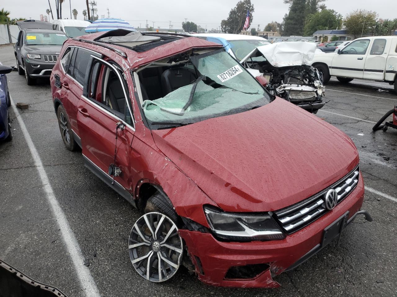 2020 Volkswagen Tiguan VIN 3VV3B7AX9LM171473 Copart auction photo, rollover damage thumbnail 4