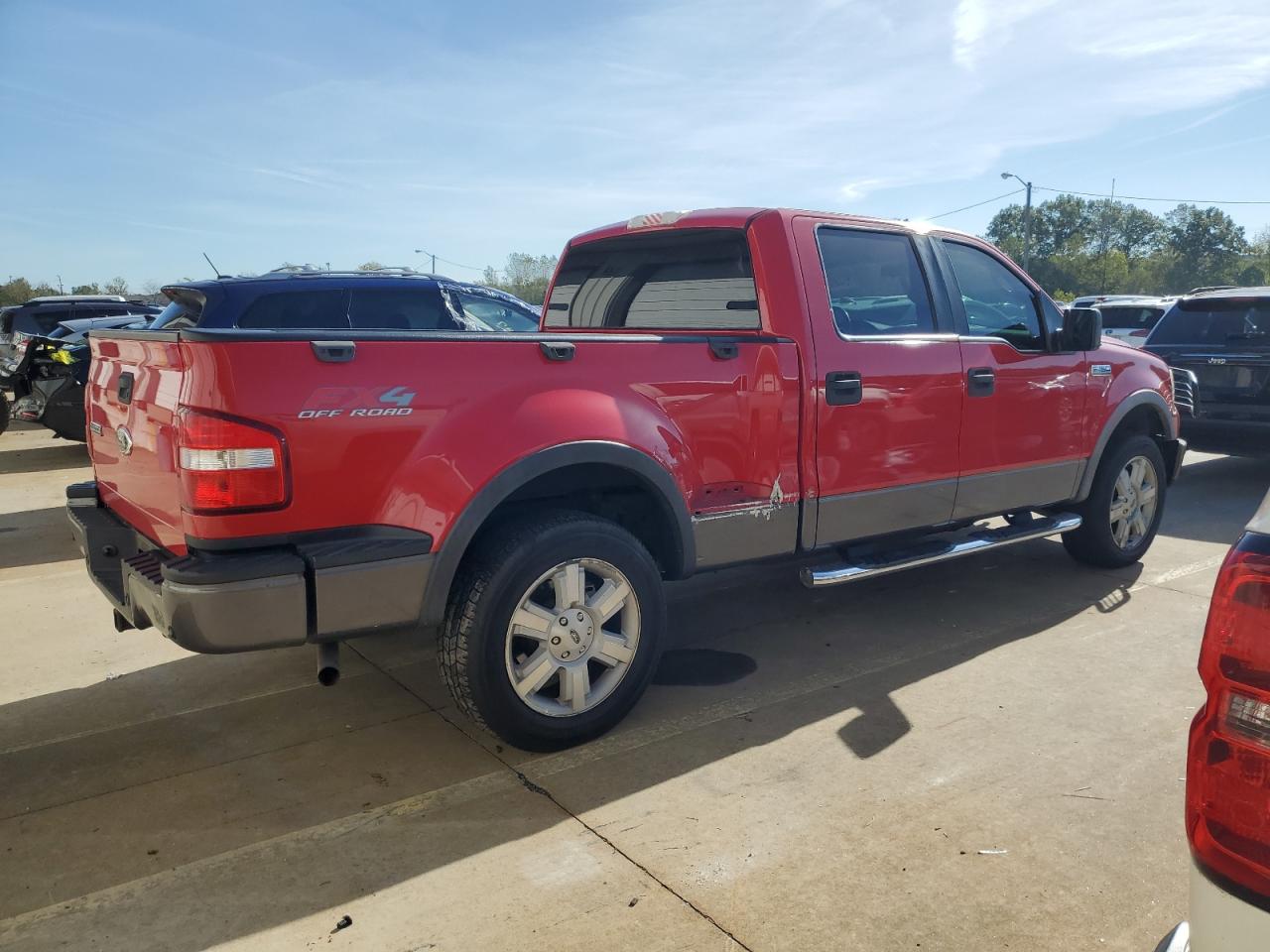 2007 Ford F-150 VIN 1FTPW04527KC57405 Copart auction photo, front end / side damage thumbnail 3