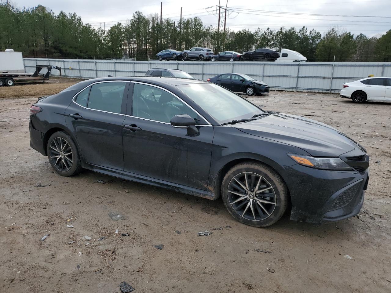 2022 Toyota Camry VIN 4T1G11AK8NU672465 Copart auction photo, side / front end damage thumbnail 4
