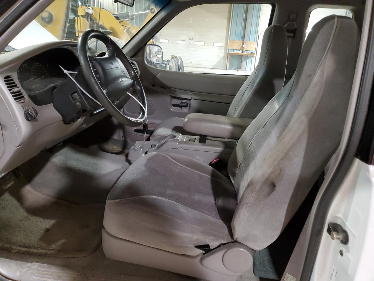 1998 Ford Explorer VIN 1FMYU24X2WUC07528 Copart auction photo, all over / minor dent/scratches damage thumbnail 7