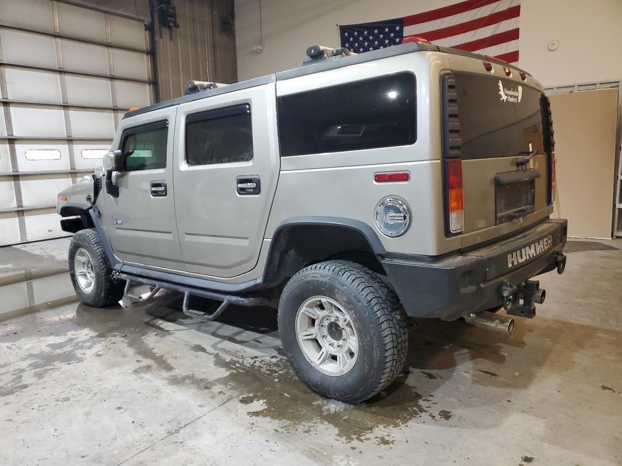 2004 Hummer H2 VIN 5GRGN23U94H110447 Copart auction photo, front end damage thumbnail 2