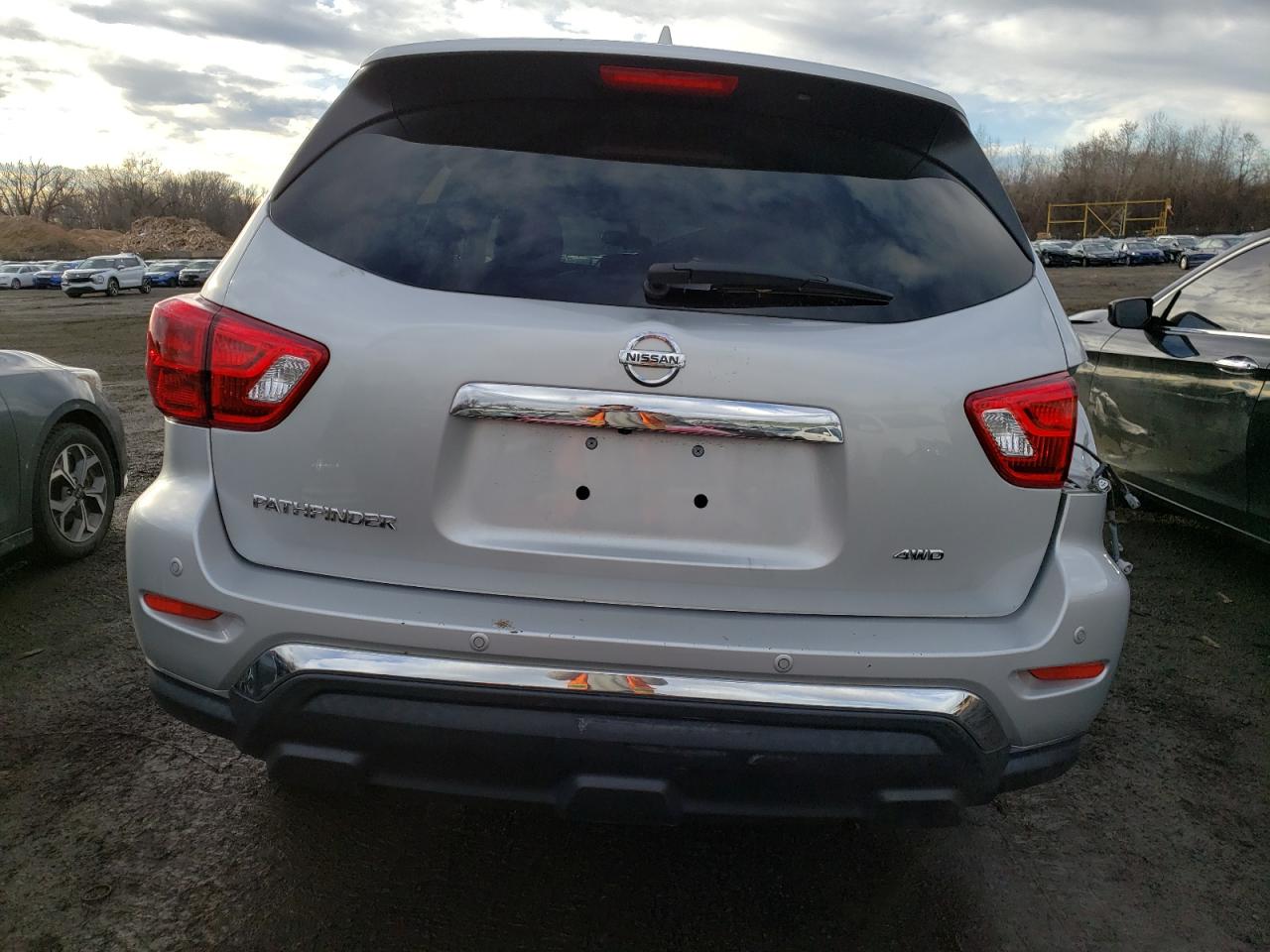 2020 Nissan Pathfinder VIN 5N1DR2AM0LC585116 Copart auction photo, all over damage thumbnail 6