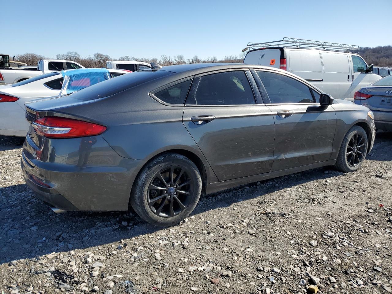 2019 Ford Fusion VIN 3FA6P0HDXKR202110 Copart auction photo, side / front end damage thumbnail 3