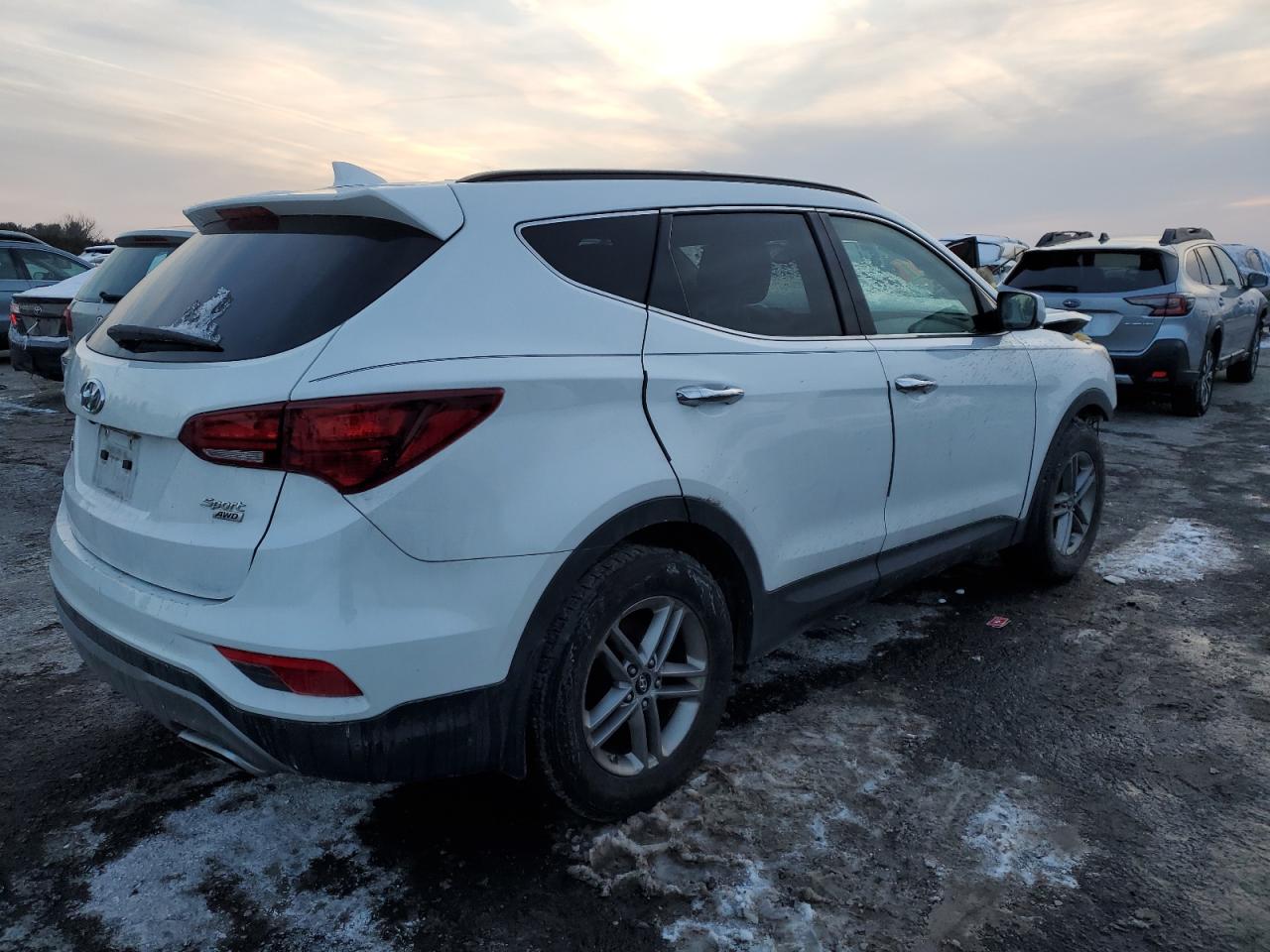 2017 Hyundai Santa Fe VIN 5NMZUDLB7HH002520 Copart auction photo, front end damage thumbnail 3