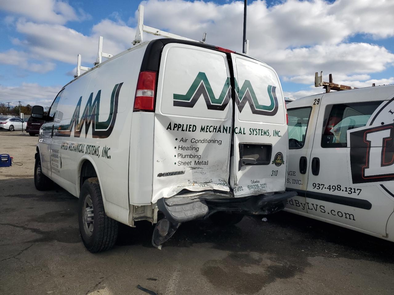 2017 Chevrolet Express VIN 1GCWGAFF4H1153932 Copart auction photo, rear end / side damage thumbnail 2