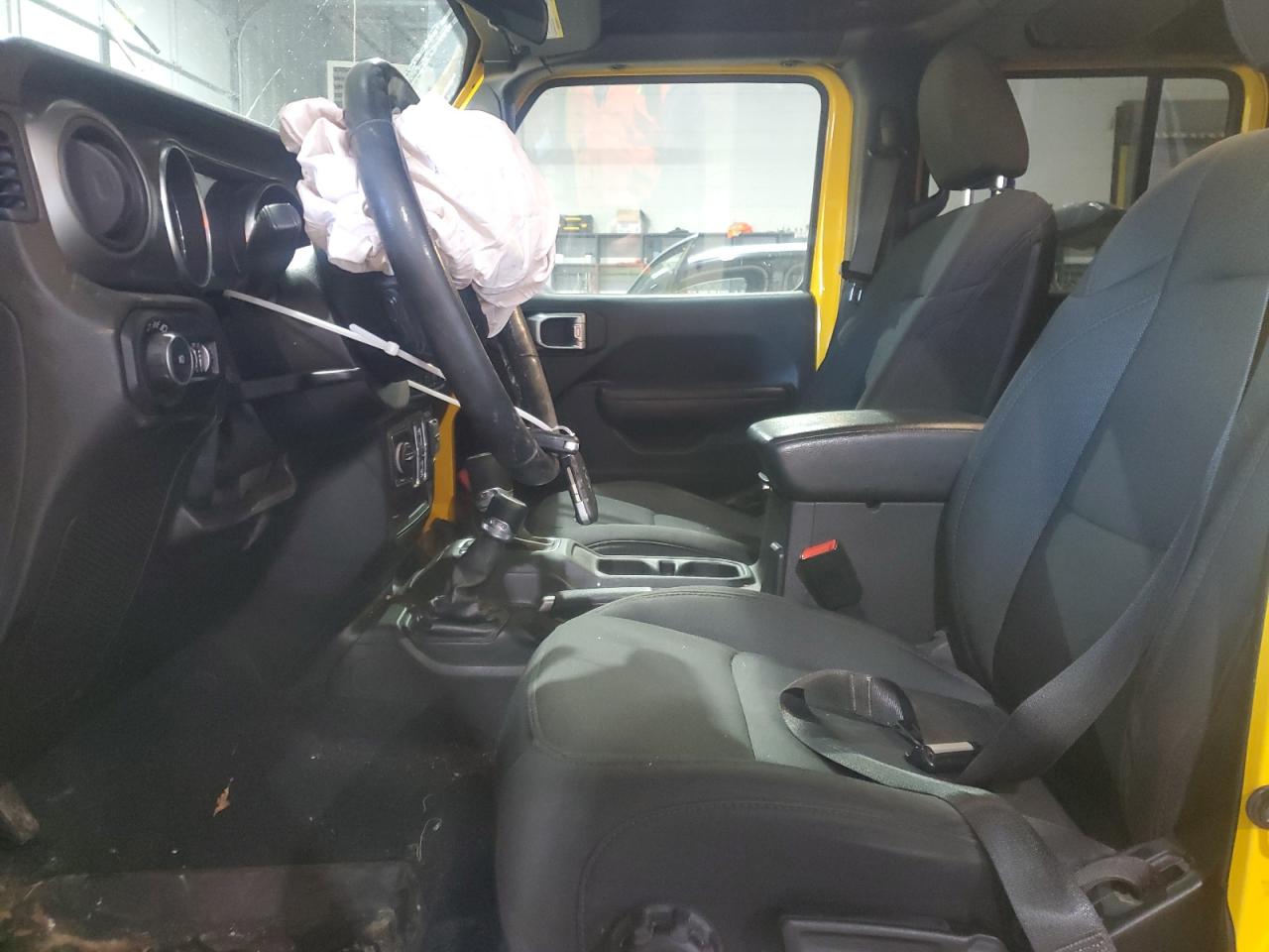 2019 Jeep Wrangler VIN 1C4HJXDN3KW683634 Copart auction photo, front end / minor dent/scratches damage thumbnail 7