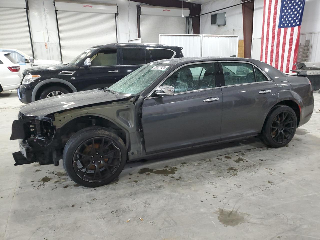 2019 Chrysler 300 VIN 2C3CCAEG4KH585801