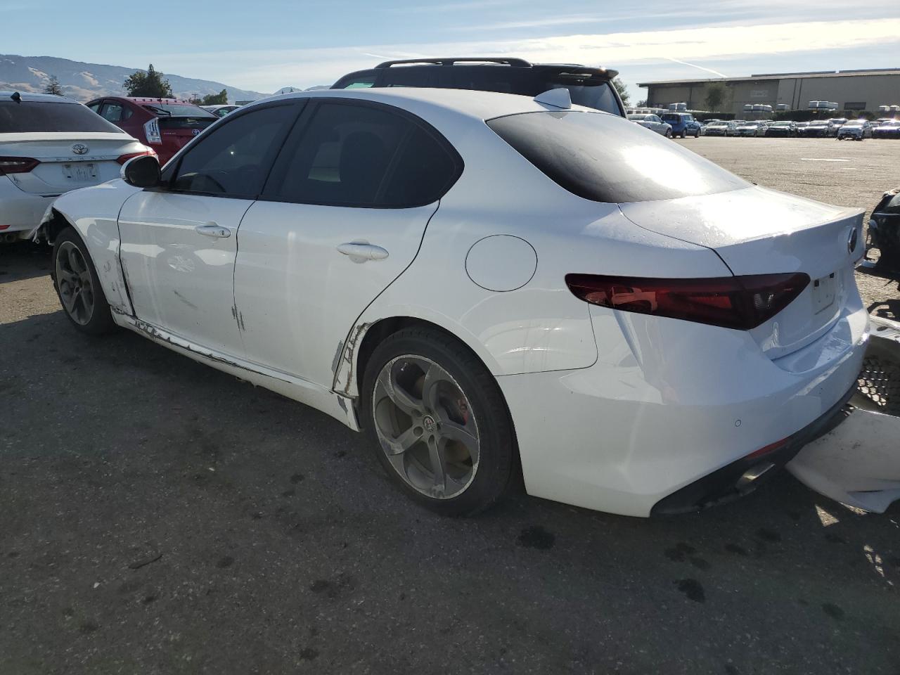 2018 Alfa Romeo Giulia VIN ZARFAEBN3J7566343 Copart auction photo, front end / side damage thumbnail 2