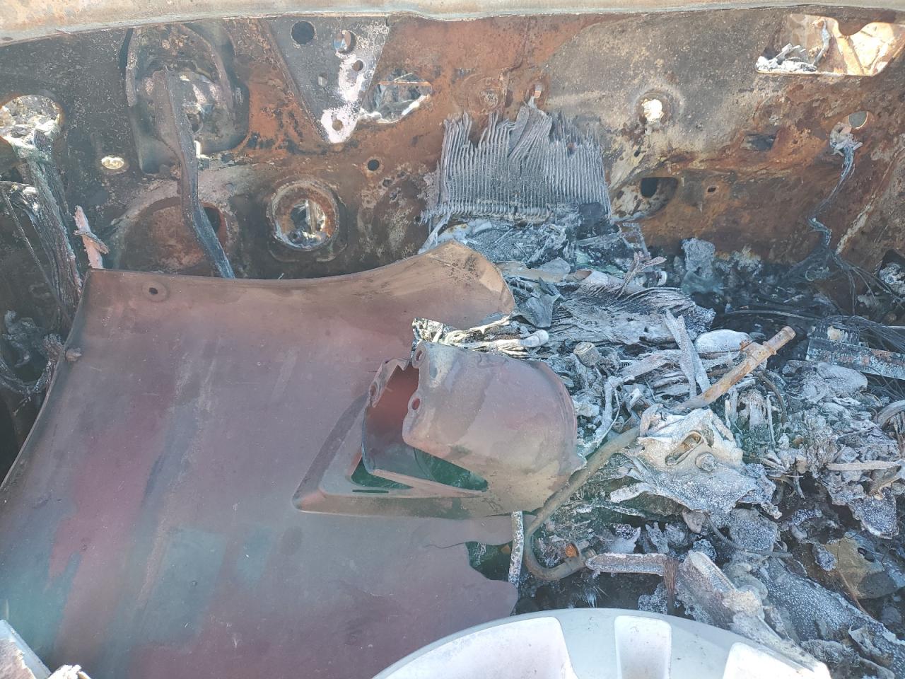 2016 Mercedes-Benz C-klasse VIN 55SWF4JB8GU156314 Copart auction photo, burn damage thumbnail 8