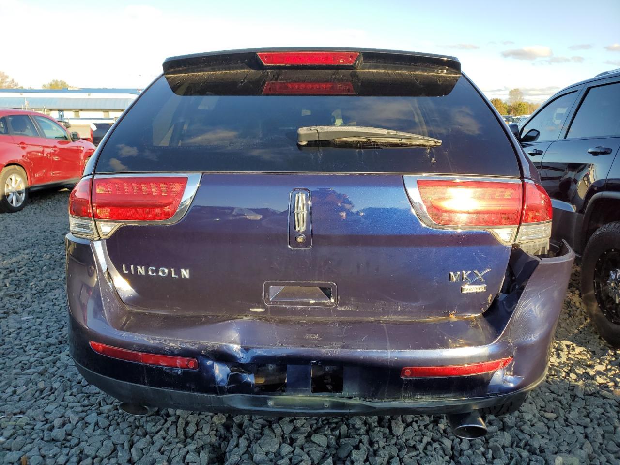 2011 Lincoln MKX VIN 2LMDJ8JK8BBJ13208 Copart auction photo, rear end damage thumbnail 6